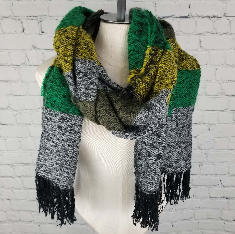 TRUE NORTH | striped acrylic knit fringe scarf